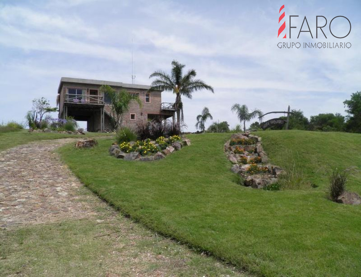 Casa en Venta en Punta Ballena con terraza al Mar 3 dormitorios