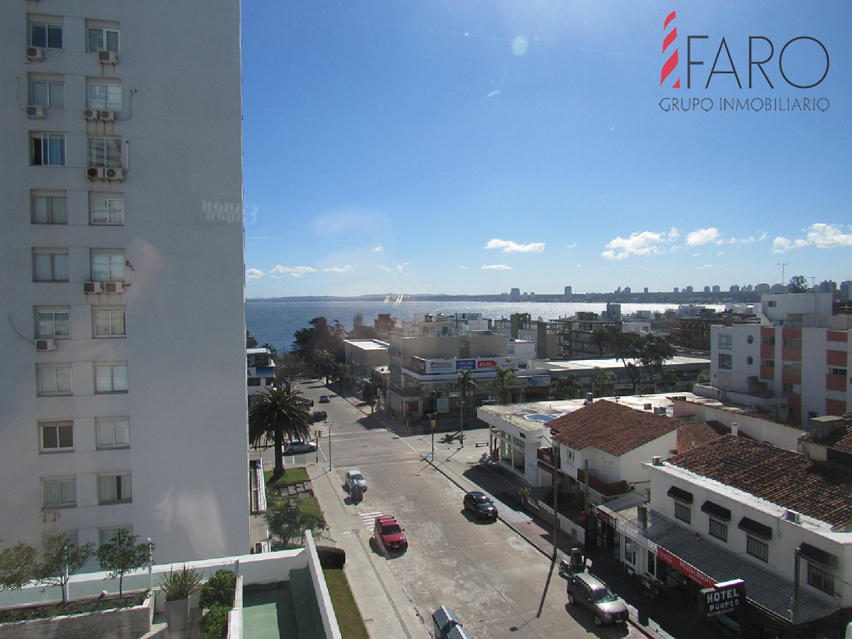 Excelente oportunidad en la Península con vistas al mar