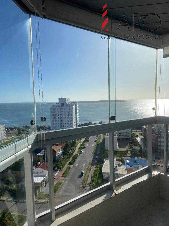 Piso alto con excelentes vistas