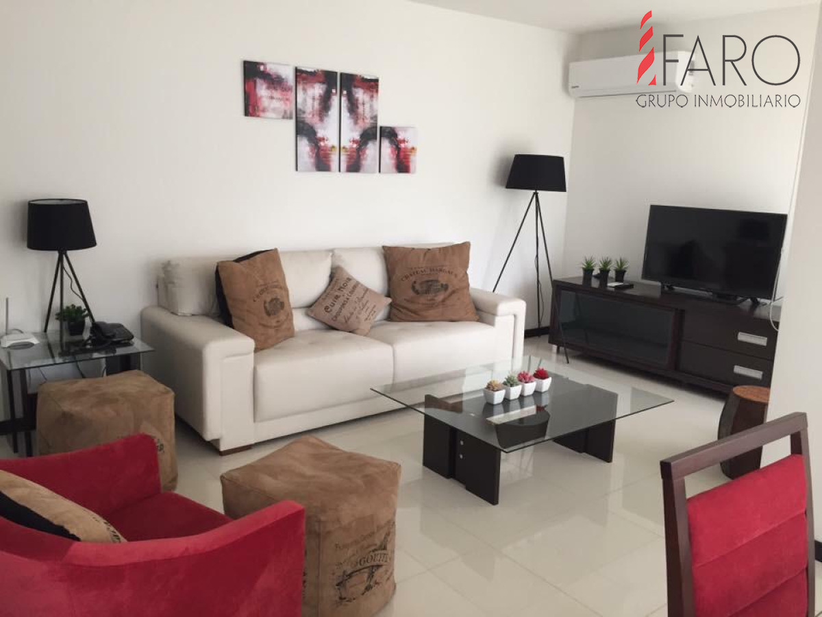 Apartamento sobre Roosevelt.