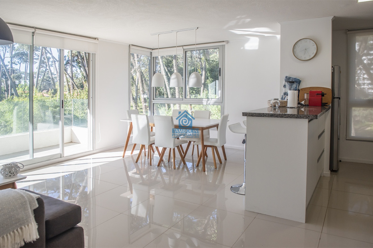 Apartamento en venta en Avenue Roosevelt, 2 dormitorios, bajos gastos comunes