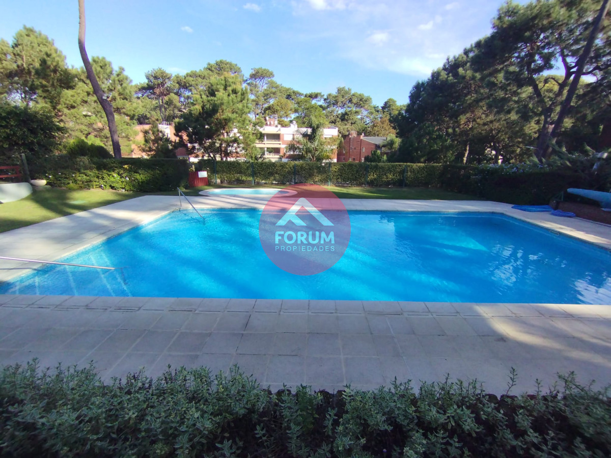 Luminoso apartamento en vena Punta del este zona Arcobaleno