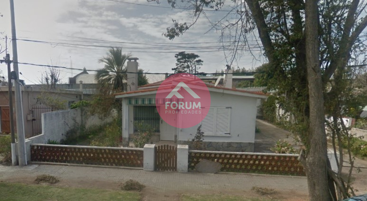 CASA CERCA DEL CENTRO DE MALDONADO EN VENTA