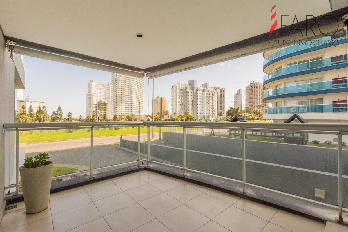 Venta apartamento 3 dormitorios Punta del Este