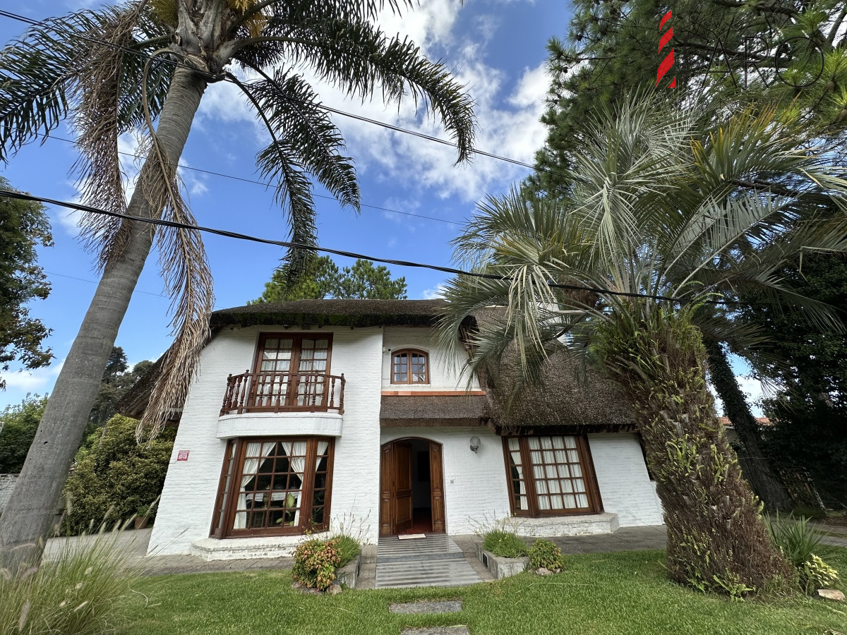 Muy buen chalet en venta en Pinares