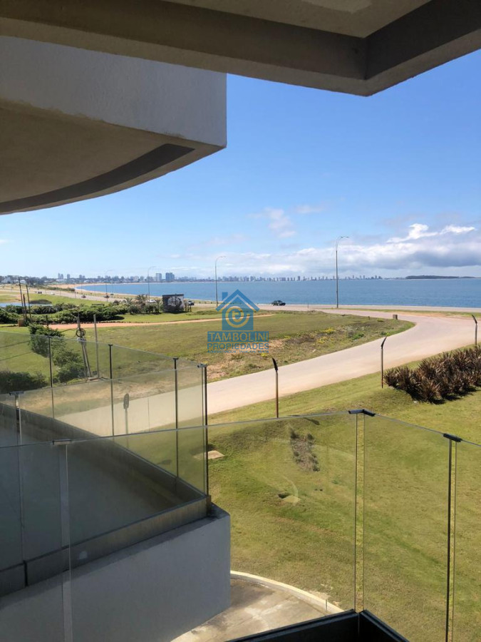 Hermoso Departamento Frente al Mar Mansa