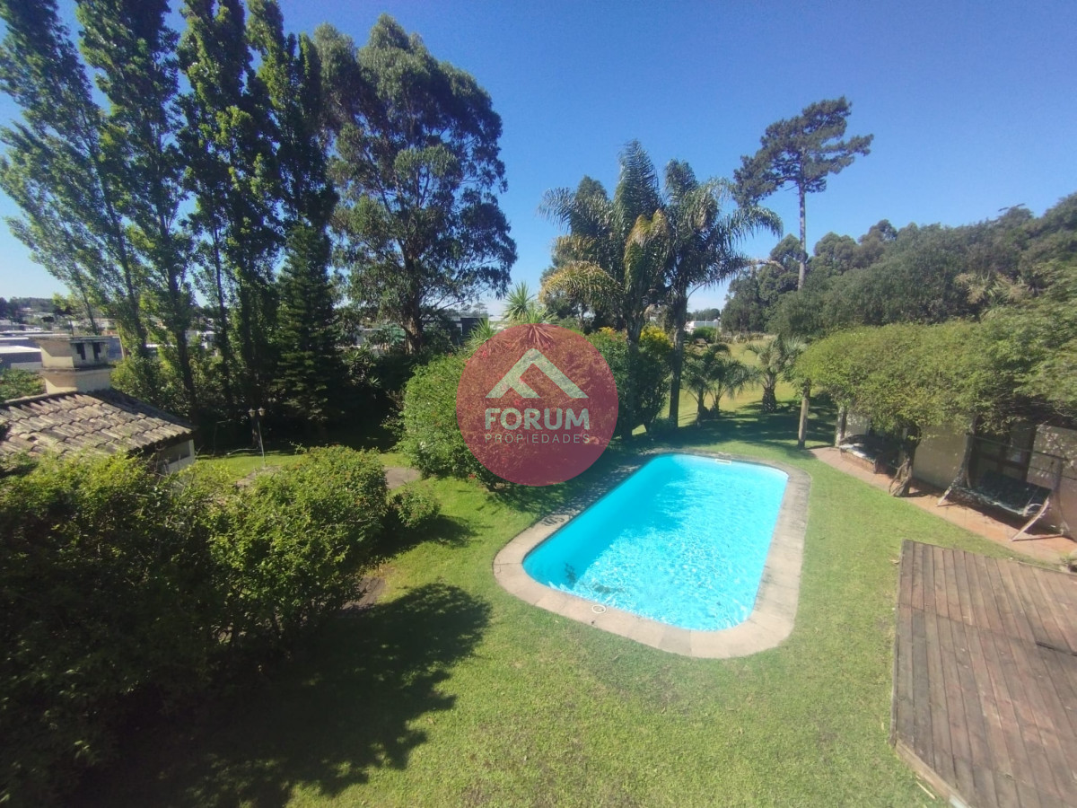 IMPERDIBLE CASA PARQUE BURNET EN VENTA