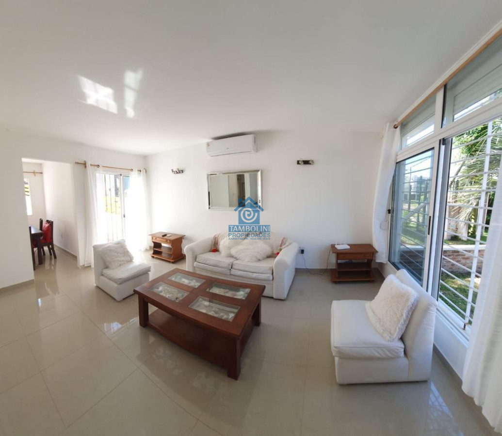 Alquiler Anual Mansa Casa 3 Dormitorios