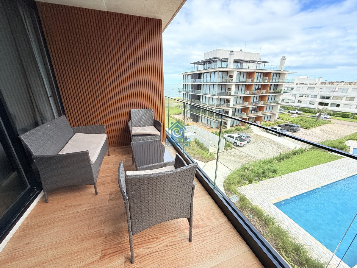 Apartamento en Venta primera Linea, Playa Mansa, Punta del Este