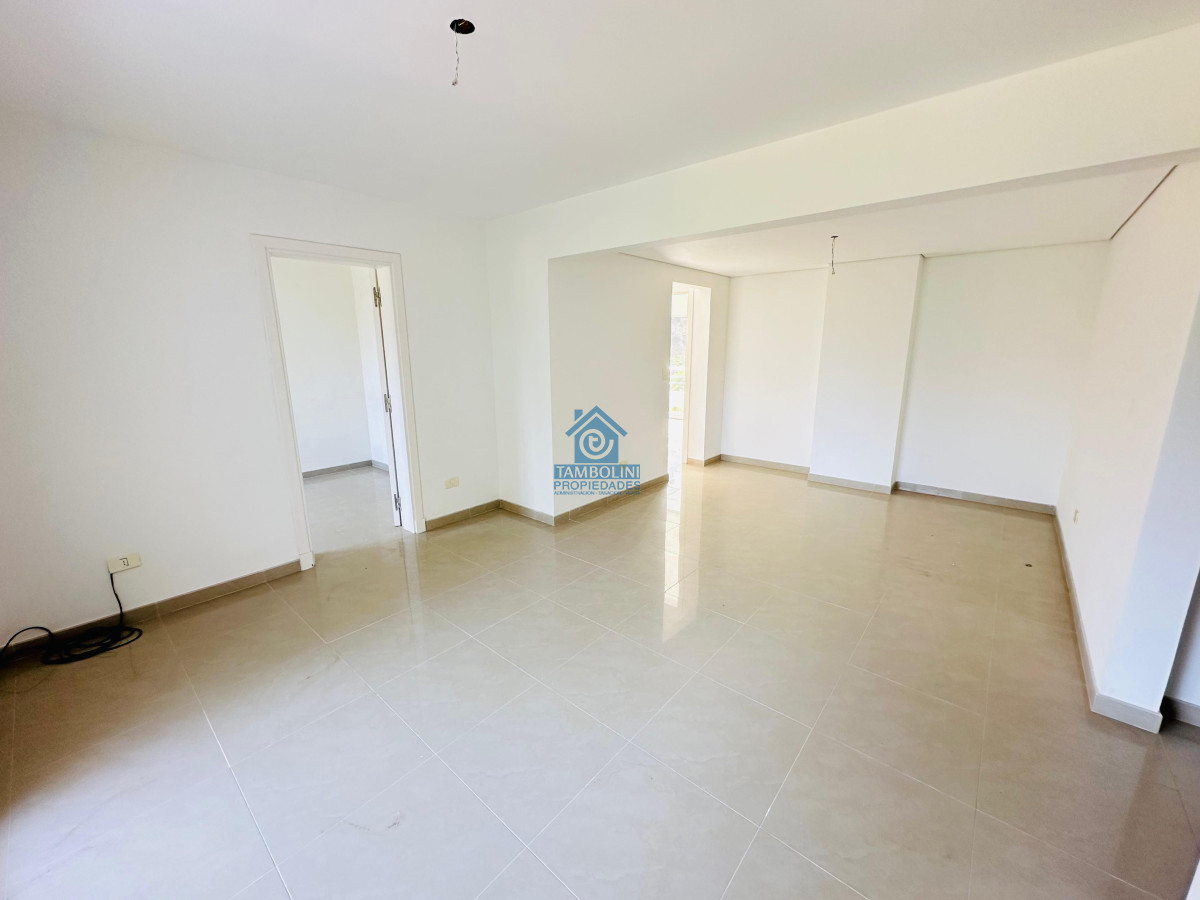 Apartamento en venta 2 dormitorios, Altos del Golf, Playa Brava!
