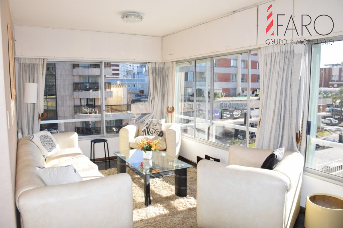 Apartamento en Peninsula, 2 dormitorios *