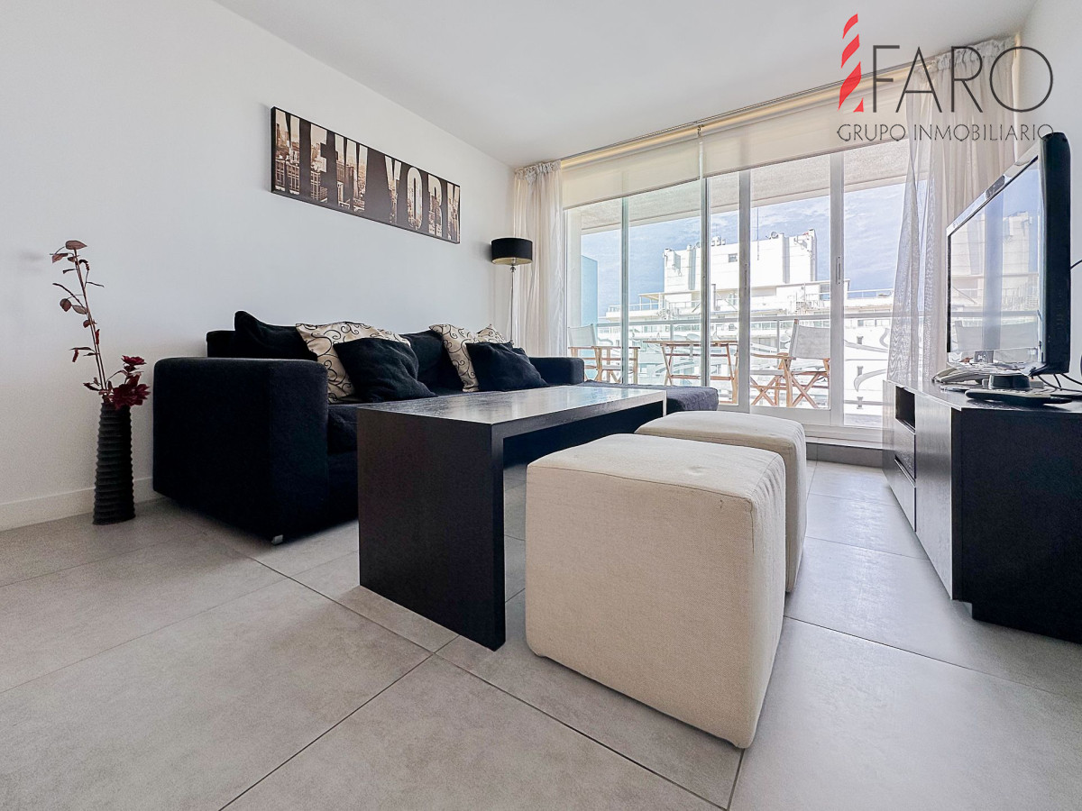 Alquiler temporal, apartamento de1dormitorio y medio en Torre YOO Punta.
