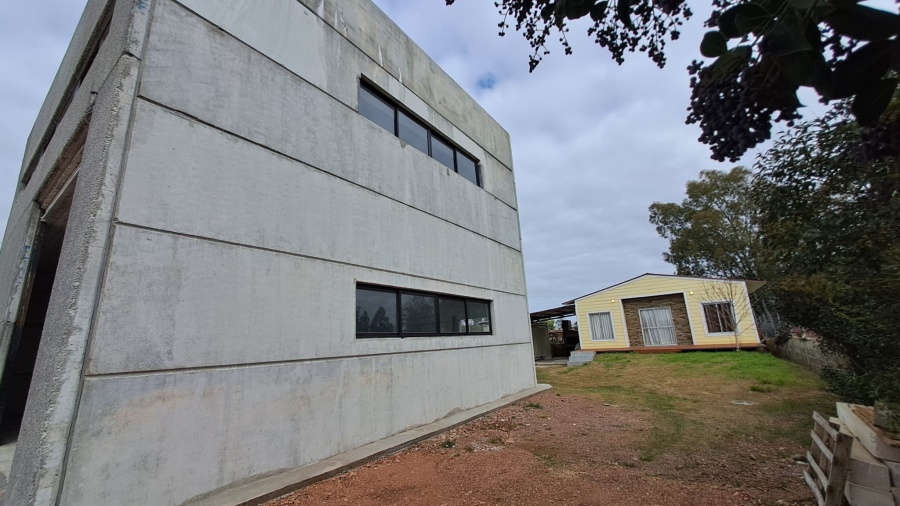 VENTA LOCAL COMERCIAL A ESTRENAR EN PUEBLO CENTENARIO - DEPARTAMENTO DURAZNO -URUGUAY