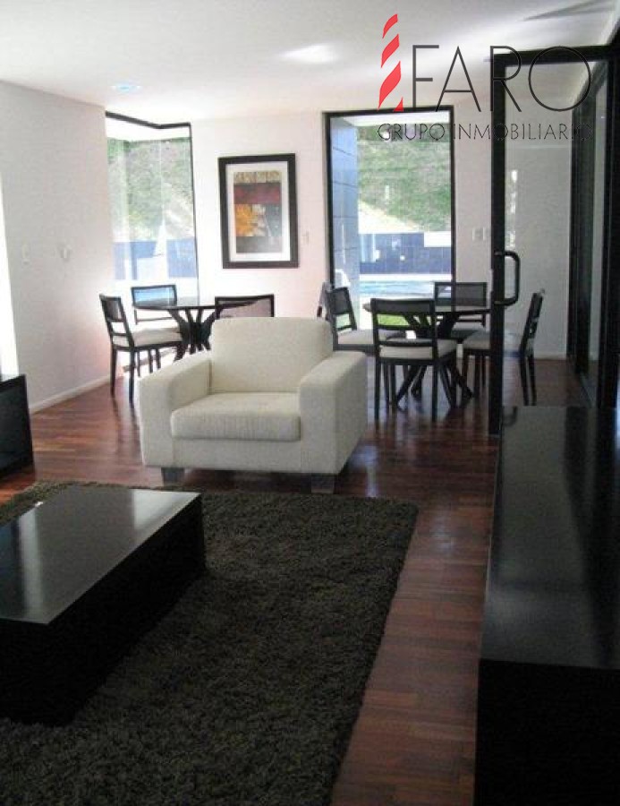 Apartamento en Roosevelt 1 dormitorio con garage