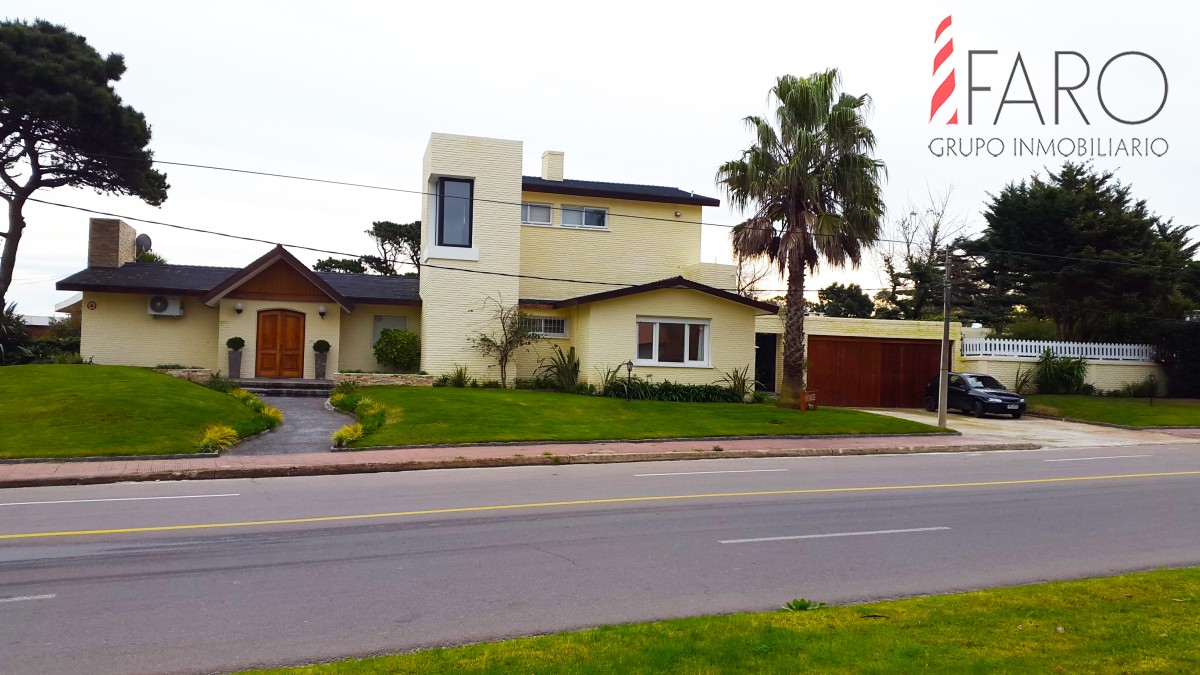 Casa en Mansa 5 dormitorios con piscina y barbacoa