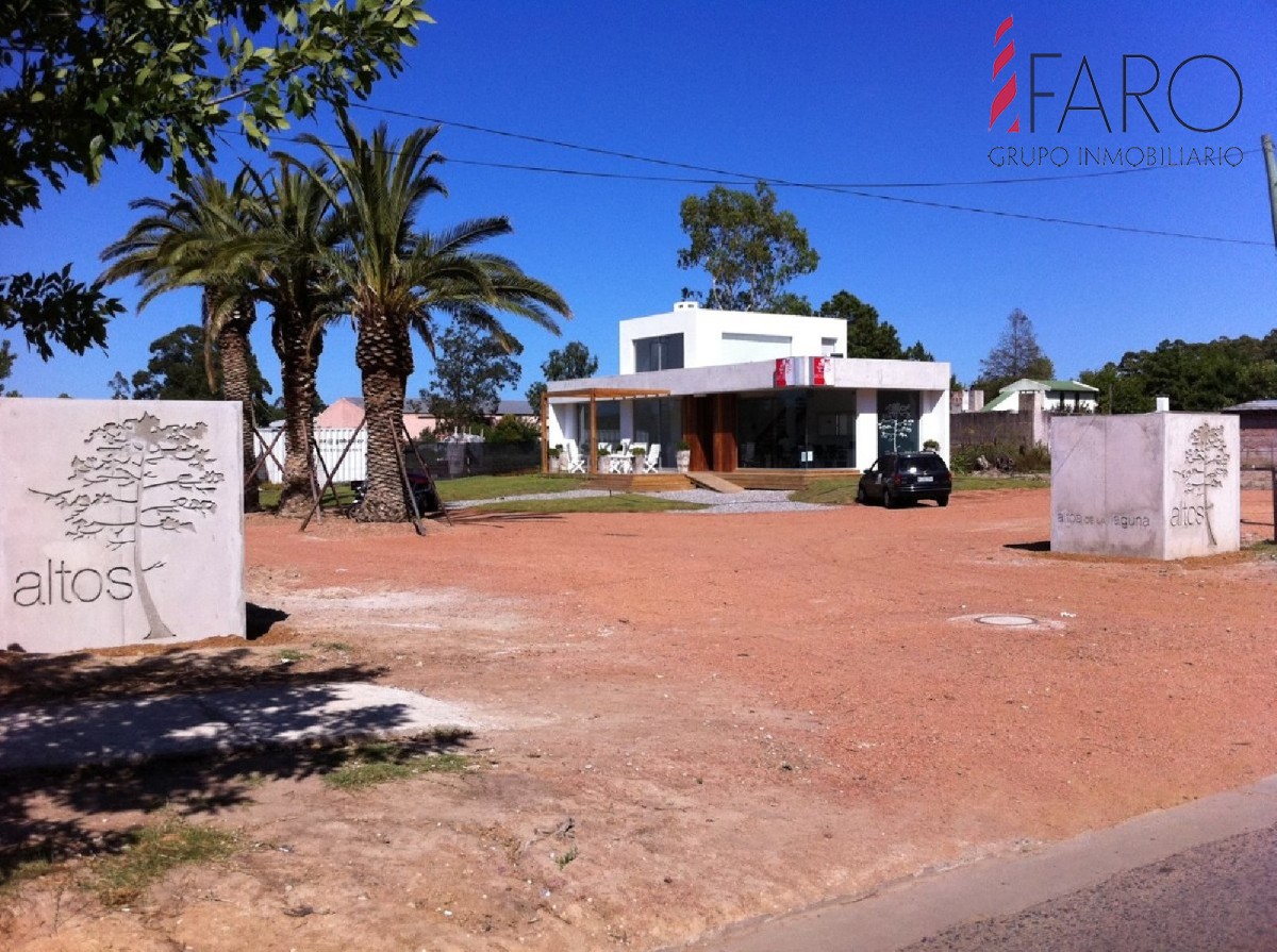 Terreno en Altos de la Laguna 470 m2