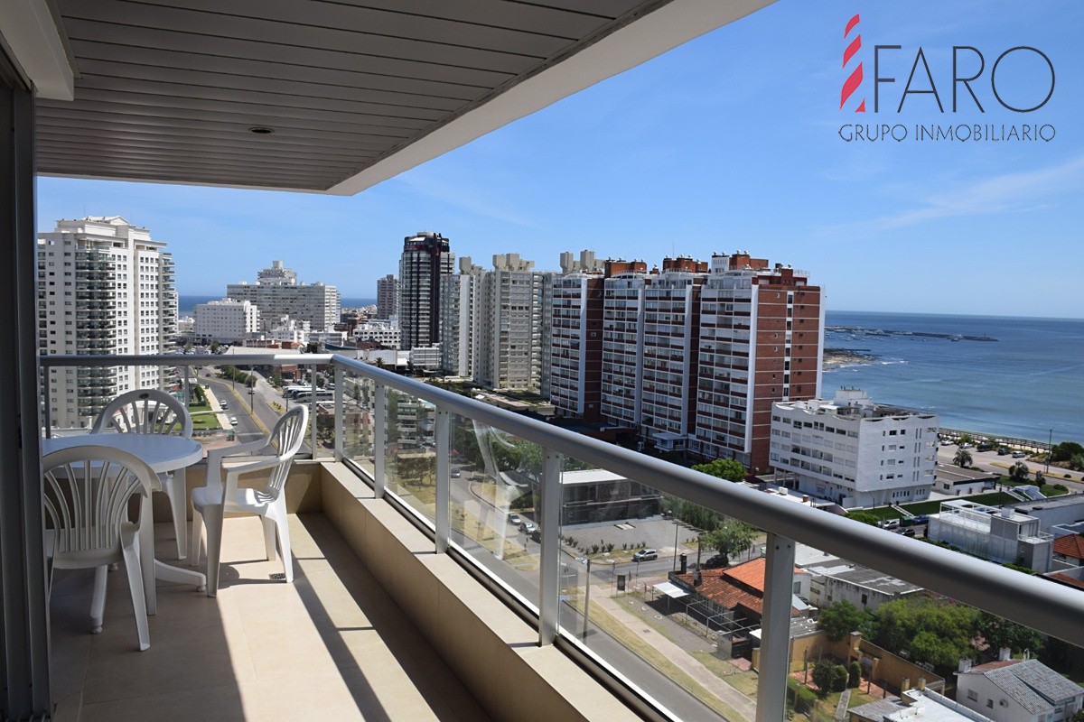 Apartamento en Mansa 2 dormitorios con terraza y parrillero