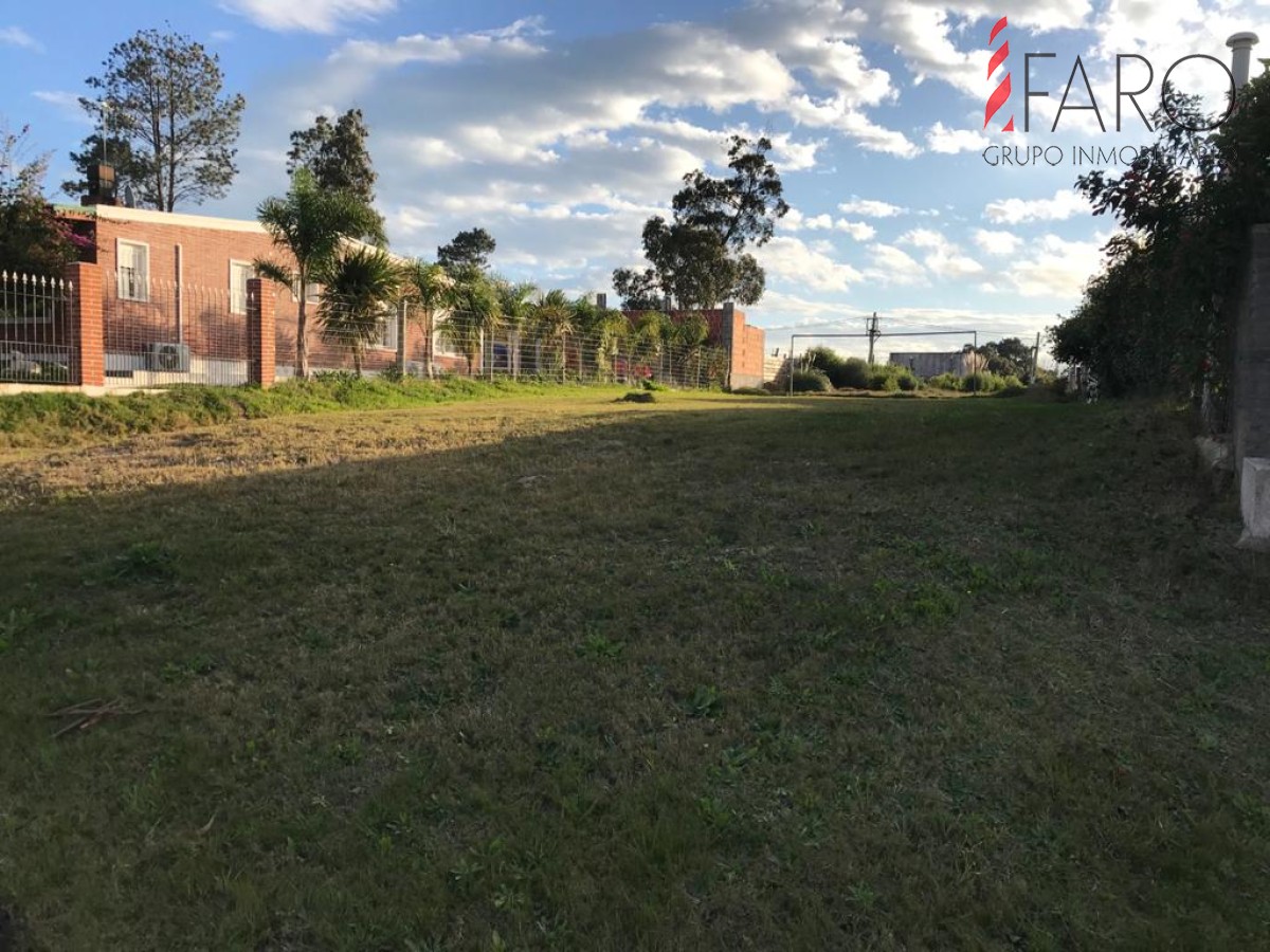 TERRENO EN JARDINES DE ACUARIO