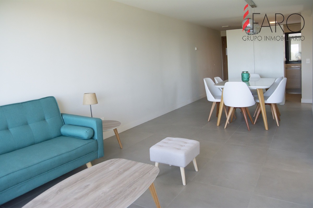 Vende apartamento de 2 dormitorios en Greenlife, Punta del Este 