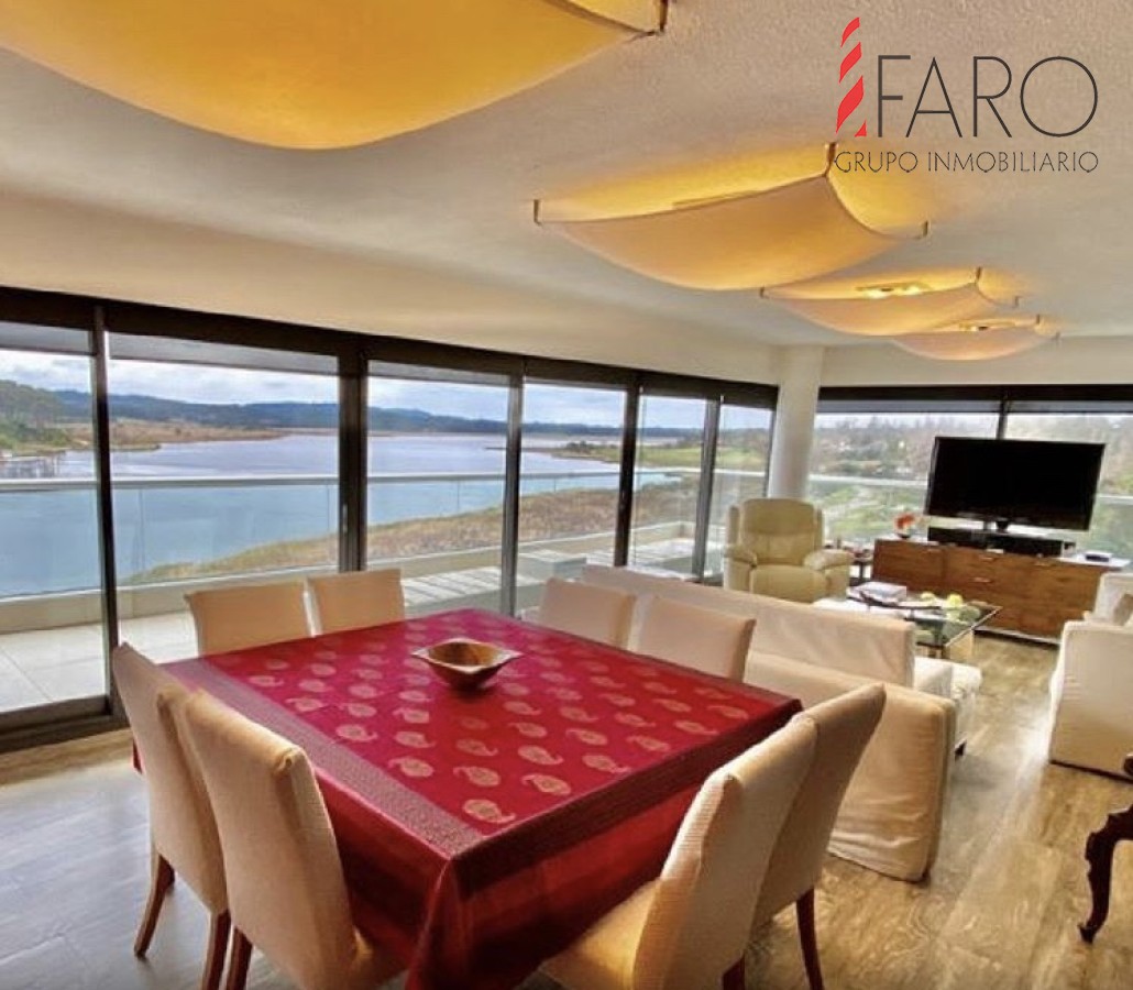 Departamento  Pent-house en Venta Con Vista  al Mar y Laguna del Diario 