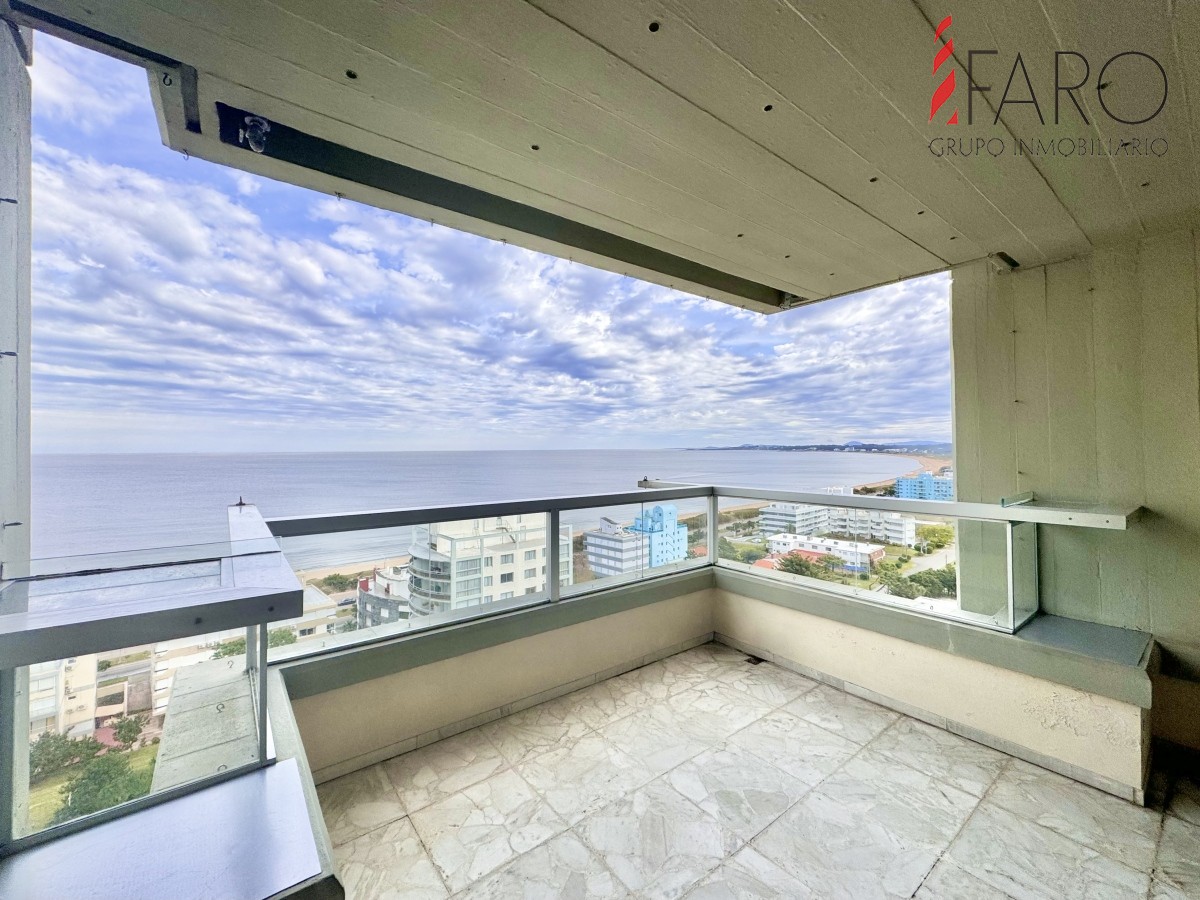 Excelente apartamento en Venta Punta del Este + Fragata