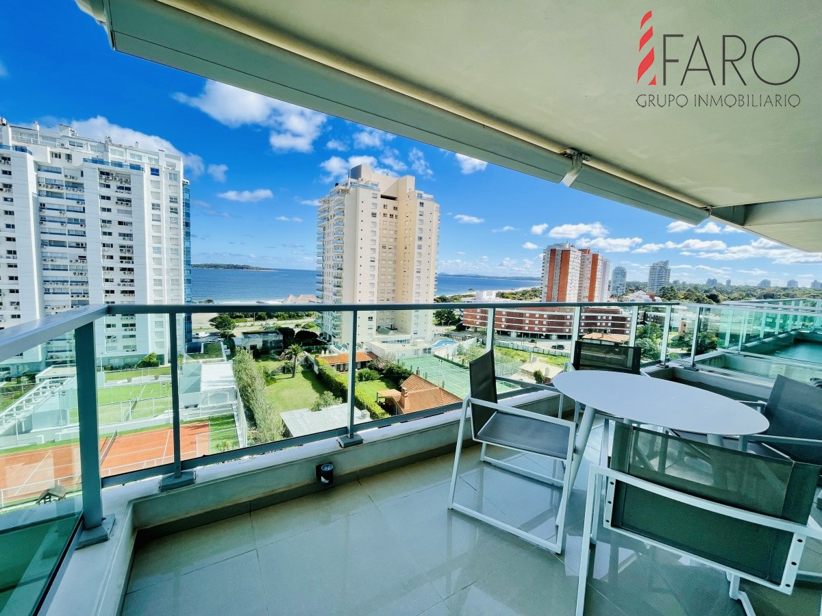 Apartamento de 2 dormitorios en Playa Mansa, Punta del Este - Venta y Alquiler Anual