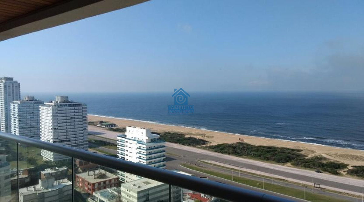 Apartamento en Venta, Brava, Punta del Este, 3 Dormitorios.