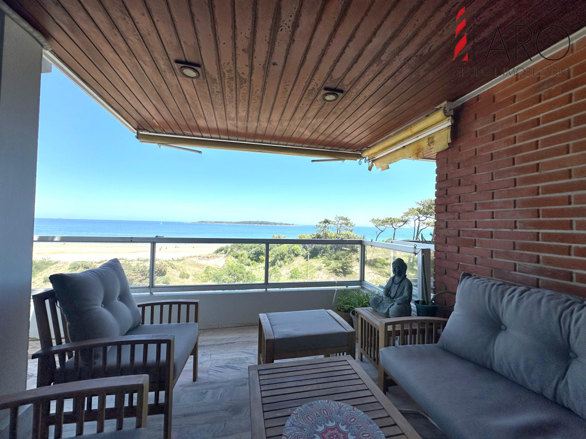 Penthouse en Venta de 3 dormitorios en Playa Mansa, Punta del Este